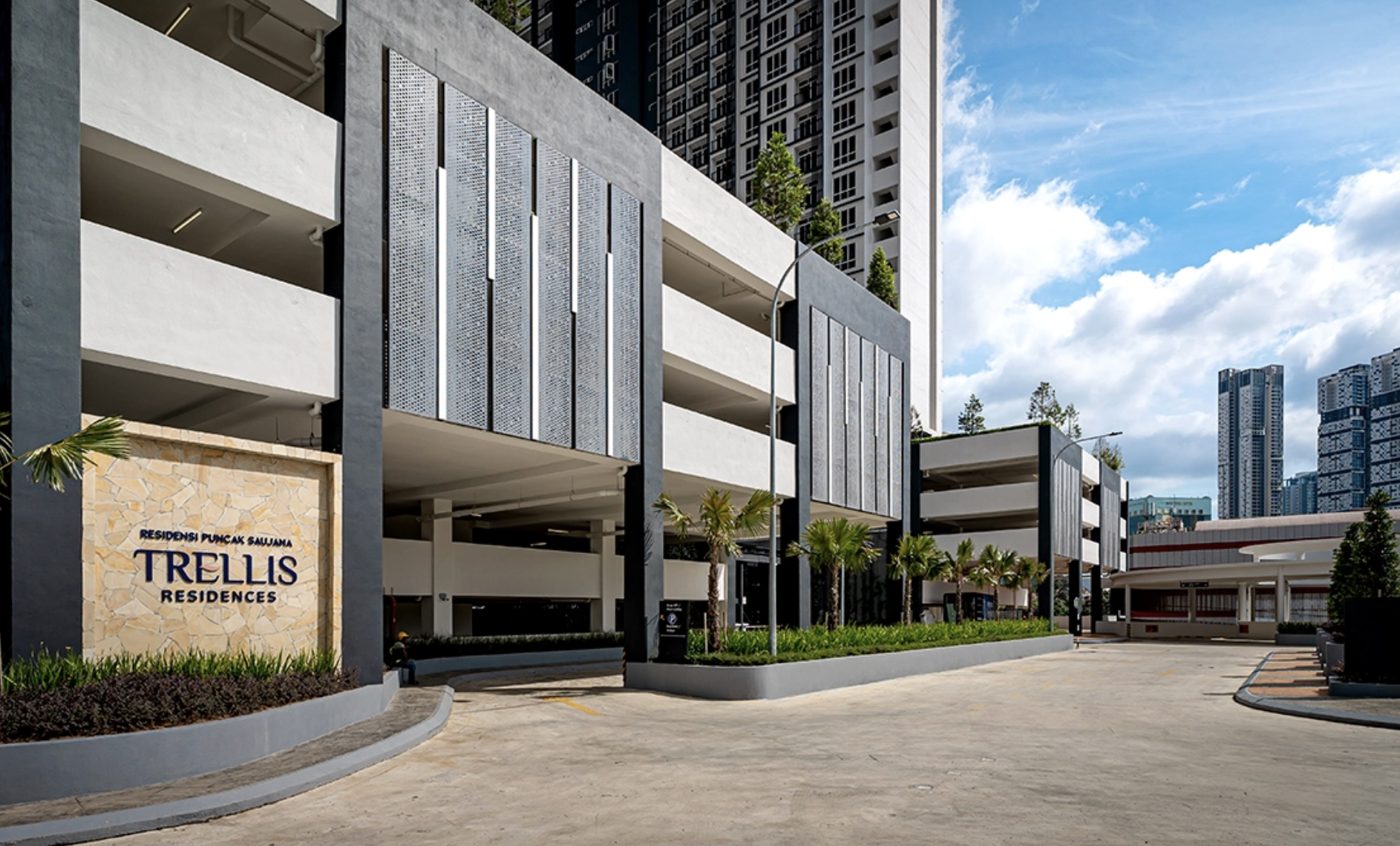 Trellis Residences entrance signage