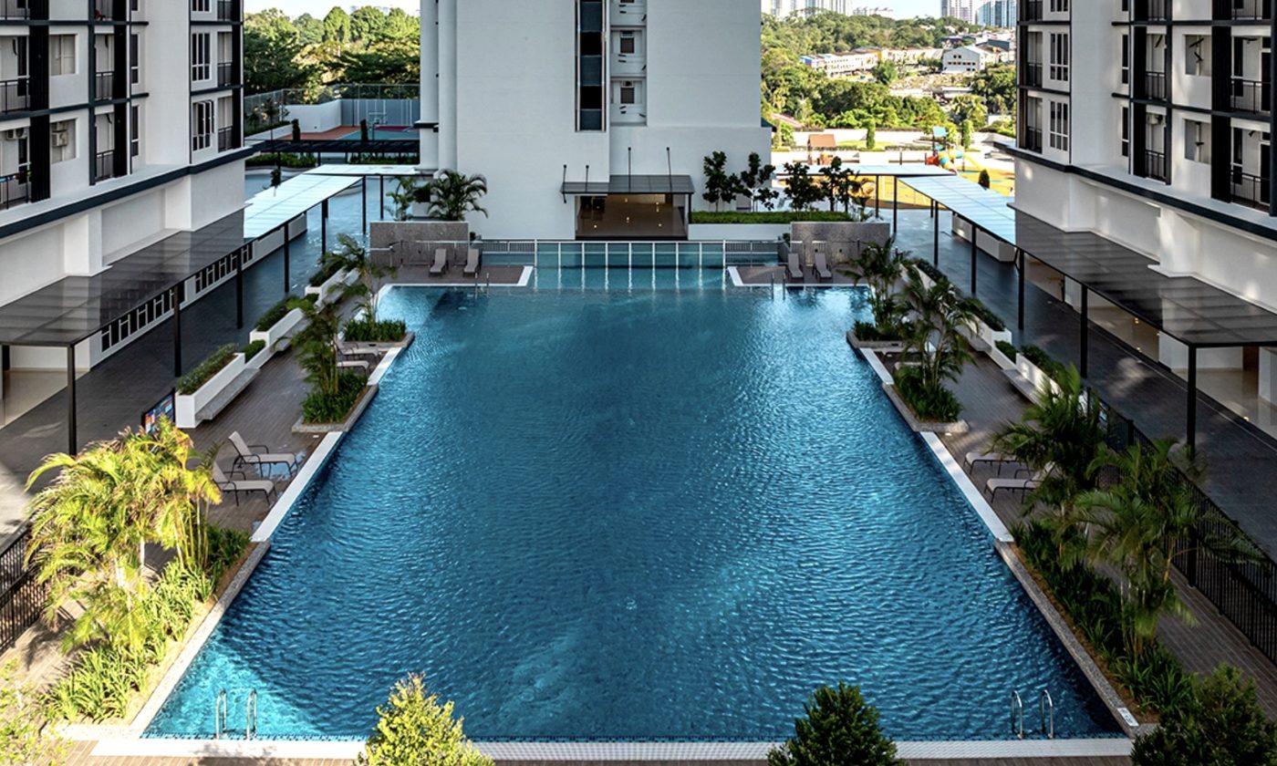 Trellis Residences swimming pool